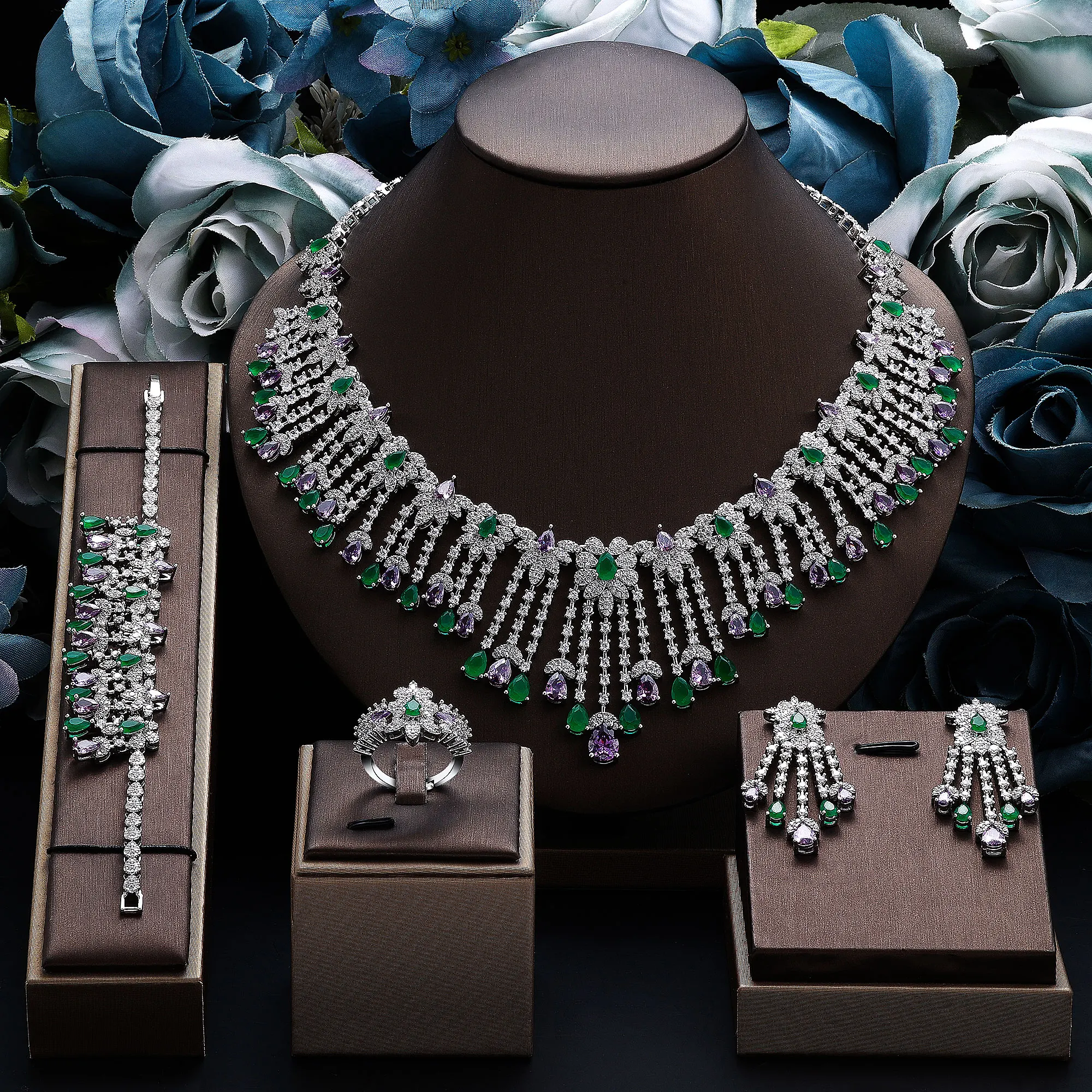 2024 New Cube Zirconia Luxury 4-piece Bride Wedding Jewelry Set Crystal Necklace Set Dubai Jewelry Set Nigeria 1